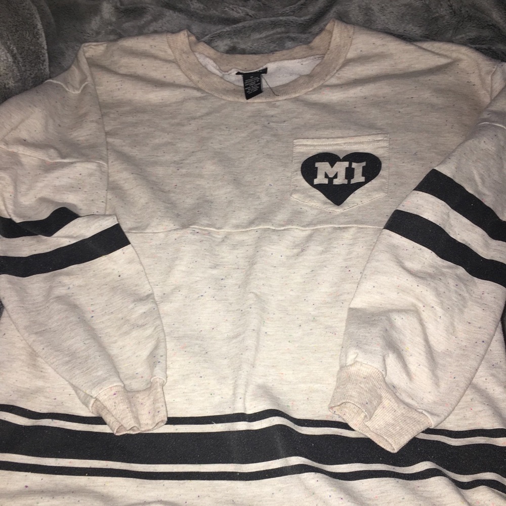 Long sleeve Michigan shirt